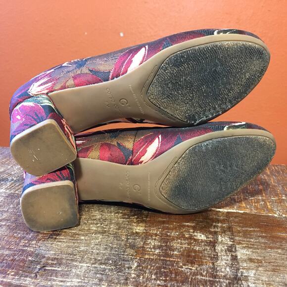 Corso Como CC Gwynn Pump Womens 7.5 Red Floral Jaquard Shoe Block Heel Broque - Picture 10 of 10